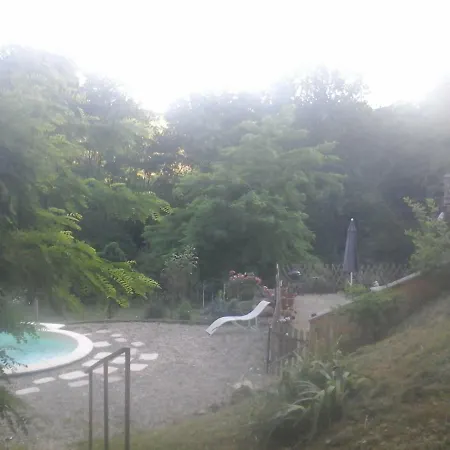 カントリーハウス La Clairiere サルラ・ラ・カネダ